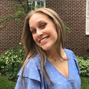 Meet your Posher, Emma